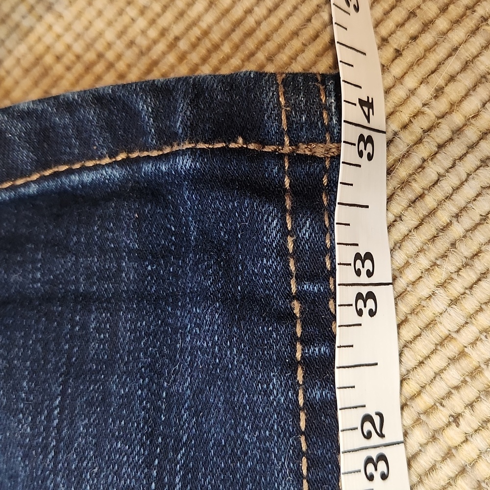 Chico's So Lifting Dark Wash 0 Tall - Picture 11 of 11